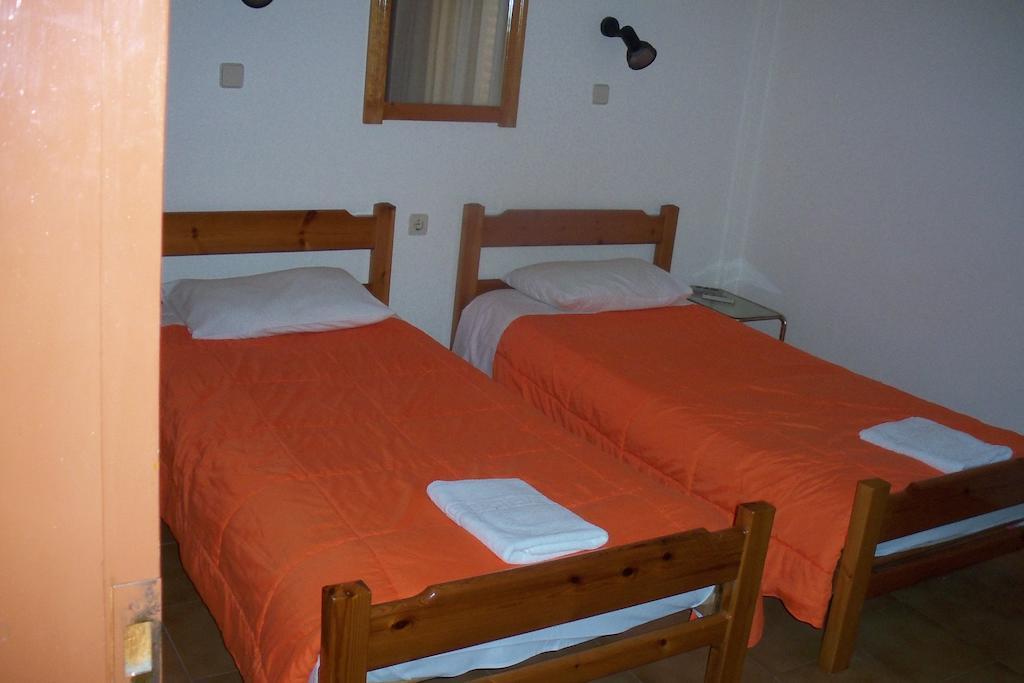 קאטו דרטסו Nikolas Apartments חדר תמונה
