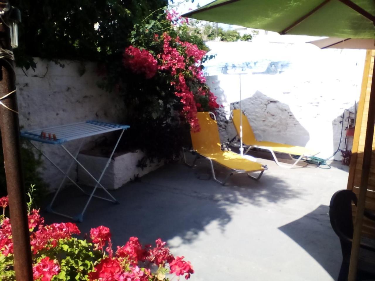 קאטו דרטסו Nikolas Apartments מראה חיצוני תמונה